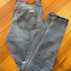 Levi's Women’s 501 Classic Straight Blue Jeans